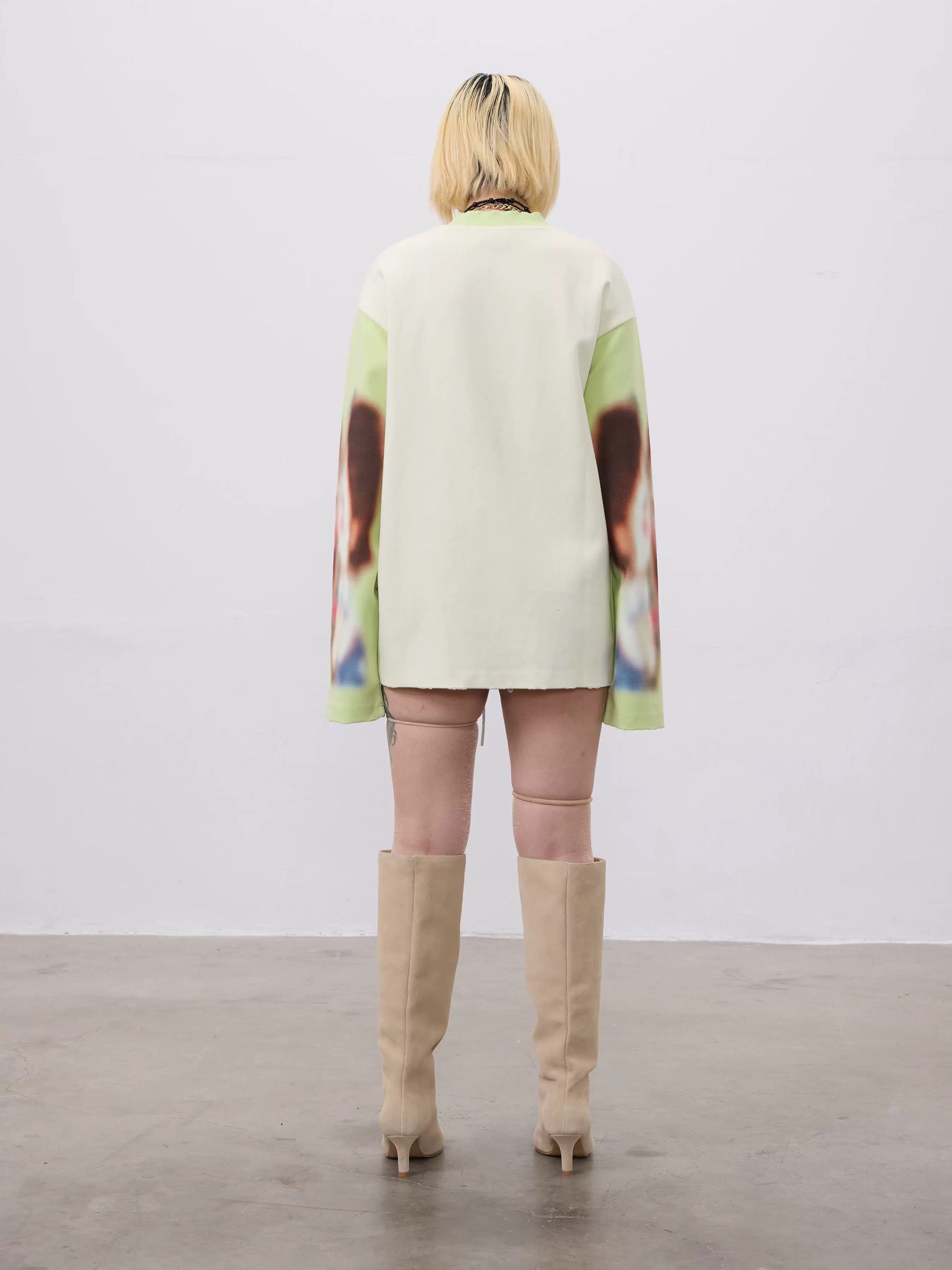 LoveU Graphic Sweatshirt