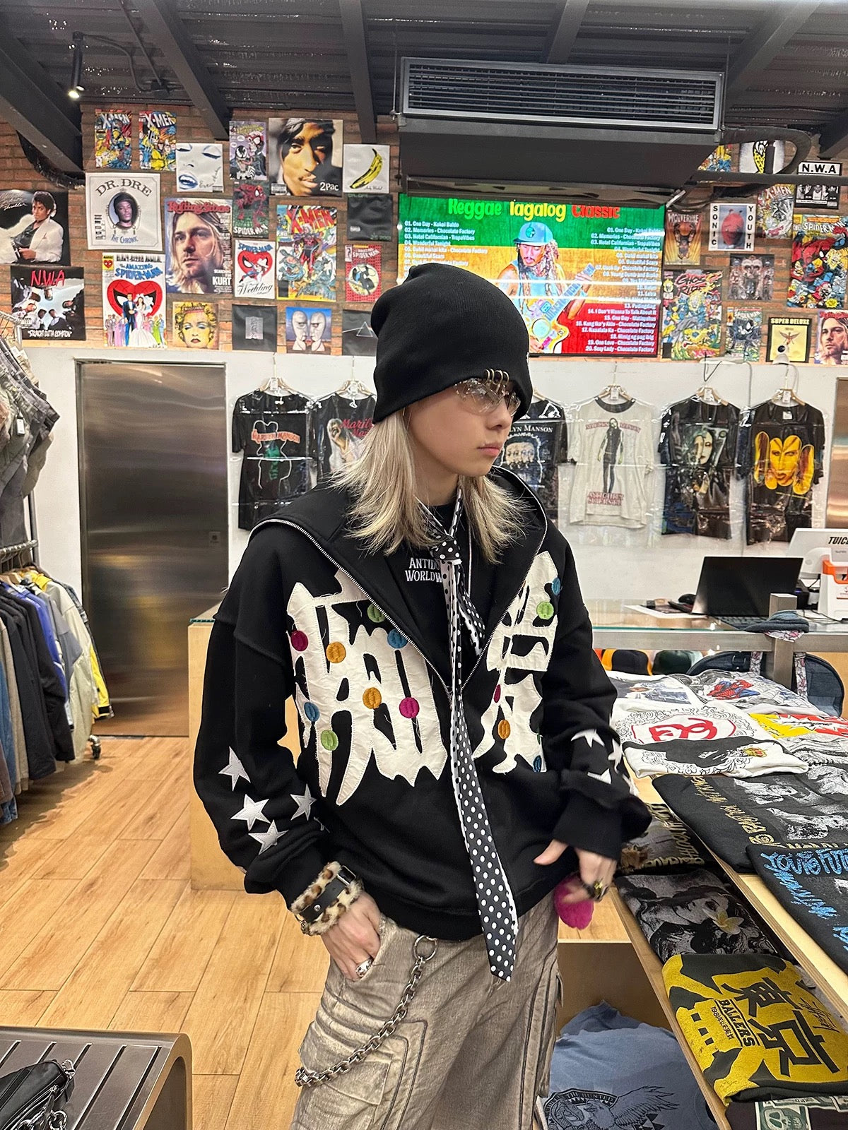 ”Mad Love“ Character Zip-Up
