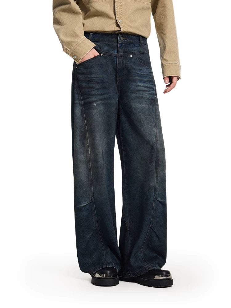 Pleated Wide-Leg Jeans