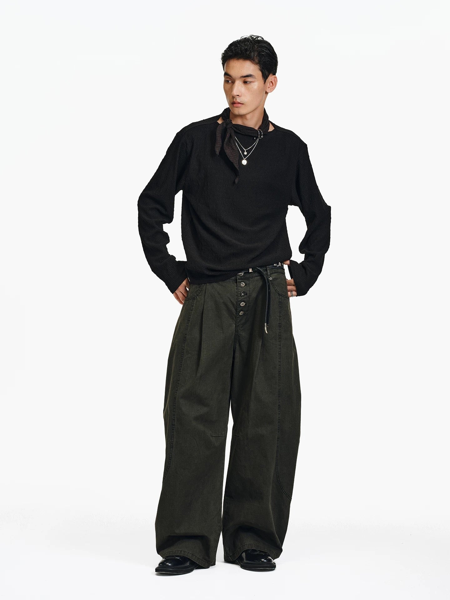 Wide-Leg Button Cargo Pants